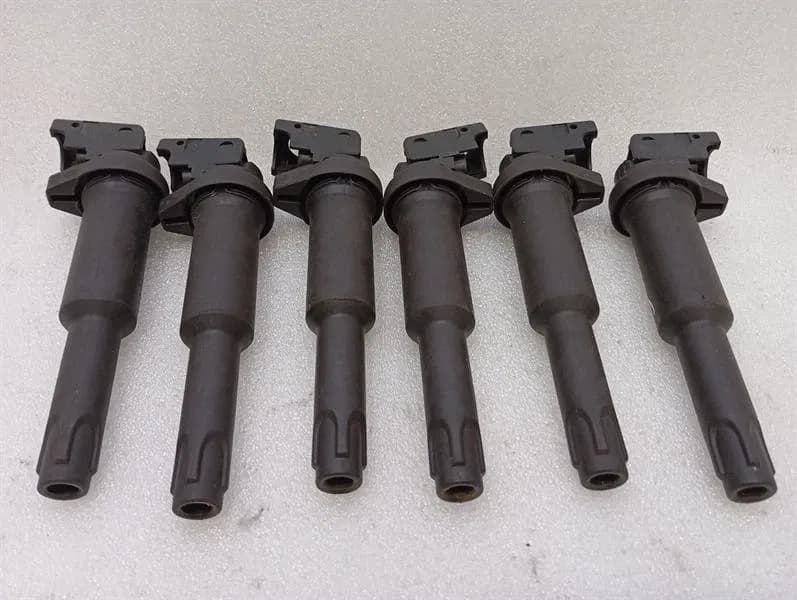 BMW Z4 E85 E86 Ignition Coil Set 7551049 Ignition Coil 0221504467 Set