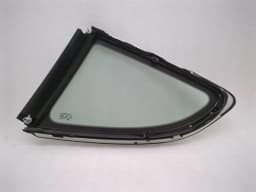 PORSCHE Porsche Cayman 718 GT4 Right Rear 1/4 Glass 98154311212 Door Panel 1/4 Rear RH — thumbnail 5