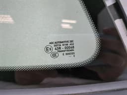 PORSCHE Porsche Cayman 718 GT4 Right Rear 1/4 Glass 98154311212 Door Panel 1/4 Rear RH — thumbnail 9