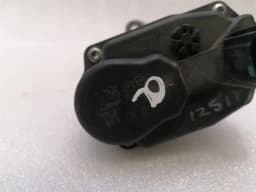 AUDI 2011 AUDI Q7 4L EGR Valve 059131503S EGR Valve Exhaust Gas Recirculation — thumbnail 5