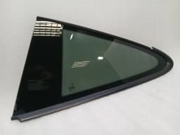 PORSCHE Porsche 911 991 Left Rear 1/4 Glass 99154311108 Door Window 1/4 Rear LH — thumbnail 2