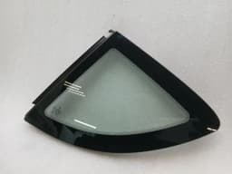 PORSCHE Porsche Cayman 987 Left Rear 1/4 Glass 98754311100 Door Glass 1/4 Rear LH — thumbnail 3