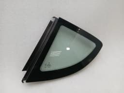 PORSCHE Porsche Cayman 987 Left Rear 1/4 Glass 98754311100 Door Glass 1/4 Rear LH — thumbnail 2