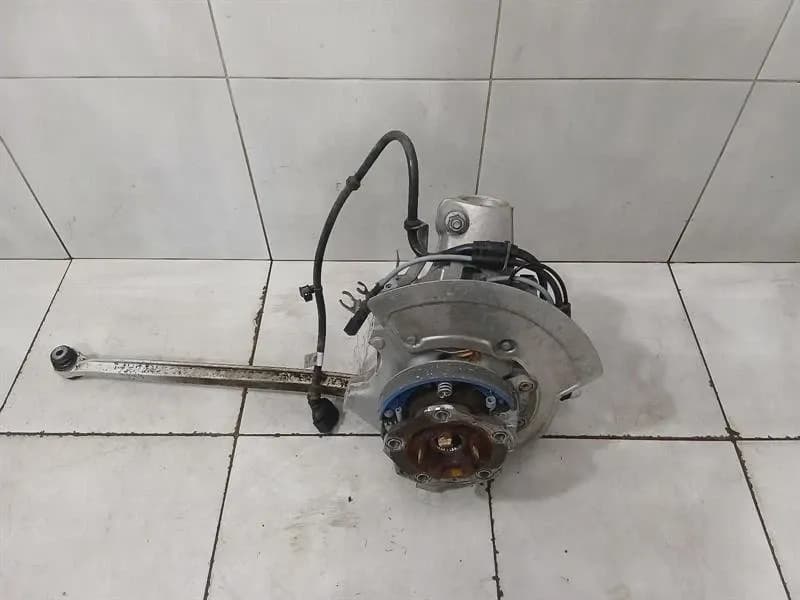 PORSCHE Porsche Cayman 718 GT4 Left Rear Hub 982505051DY Wheel Bearing Housing Rear Left