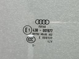 AUDI Audi R8 4S AWD right front door glass 4S8845202 door window front right — thumbnail 6