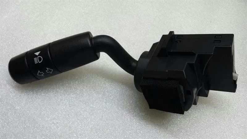 LAND ROVER Land Rover Range Rover Sport L320 Turn Signal Switch LR008939 Switch