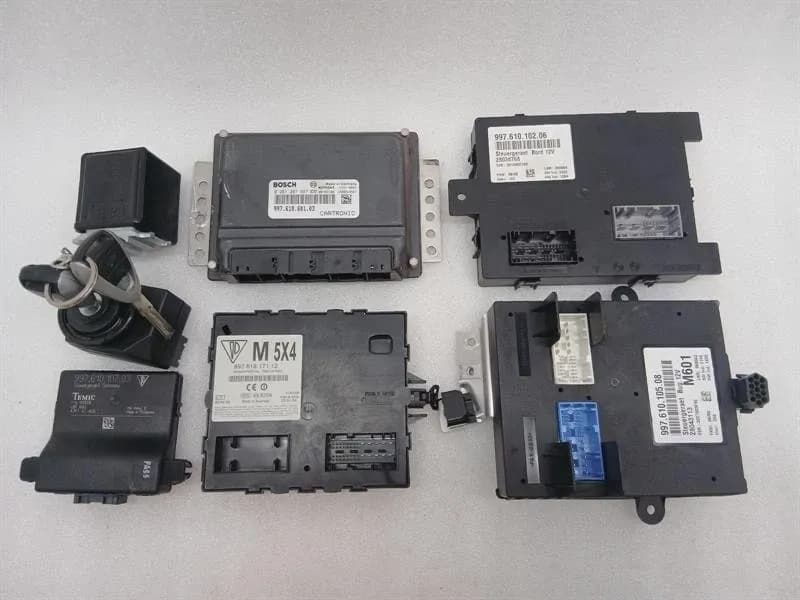Porsche Cayman 987 engine ECU 99761860103 engine control unit