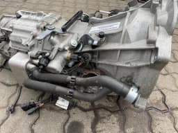 PORSCHE Porsche Cayman 718 GT4 Gearbox G8225 Transmission 982300052C 6 Speed Manual — thumbnail 8
