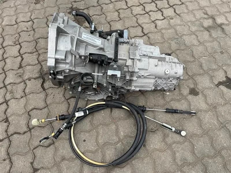 PORSCHE Porsche Cayman 718 GT4 Gearbox G8225 Transmission 982300052C 6 Speed Manual