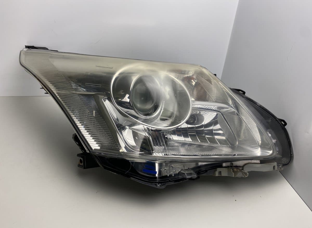 TOYOTA H279GRDE H279GR-DE 8114005332 8114005331 8114005330 Headlight right TOYOTA AVENSIS (T270) (2009-2018)