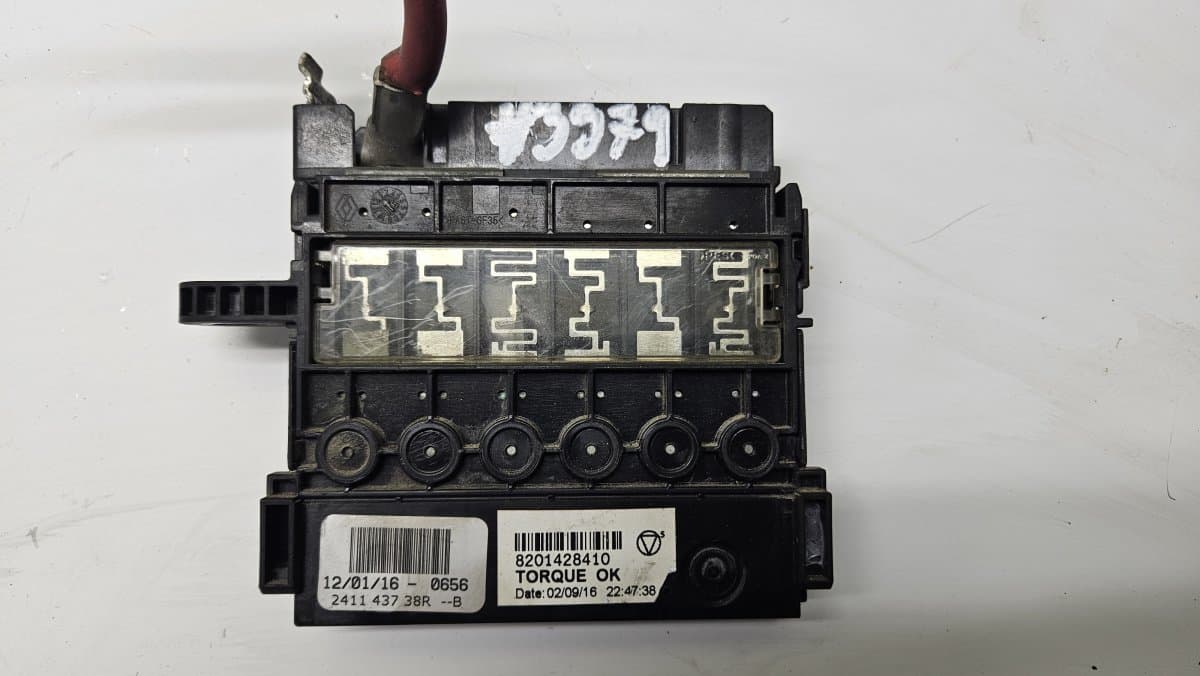 RENAULT 241143738R 243866345R 8201428410 Fuse box RENAULT TALISMAN (L2M, KP) (2013-2022)