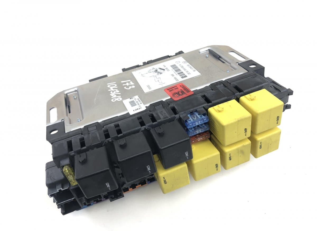 MERCEDES-BENZ 05045117 Fuse box MERCEDES-BENZ SL-CLASS (R230) (2001-2012)