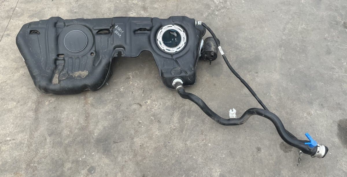 BMW 16117294608 724415007 16117244041 16117482902 Fuel Tank BMW 3 (F30, F31, F34, F80) (2011-2019)