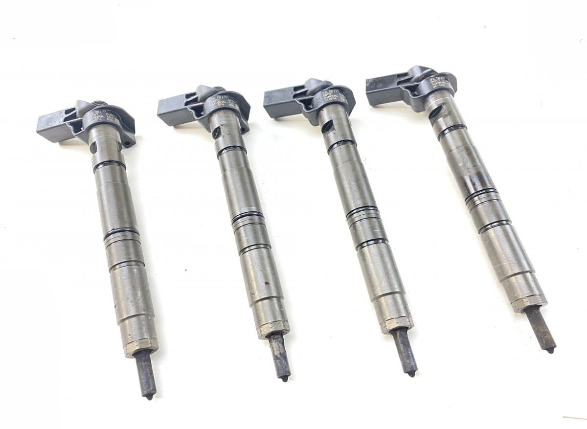 VW 0445116029 0445116004 0986435360 0445116030 0445116005 Fuel injector set VW PASSAT CC (357) (2008-)