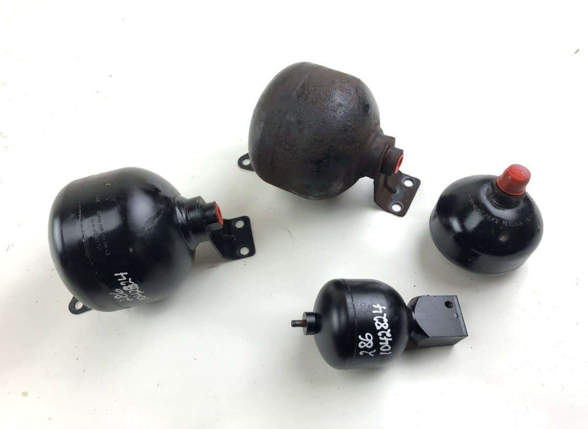 MERCEDES-BENZ A2203270115 A2203270215 A2203200415 Air spring Load Accumulator Front left MERCEDES-BENZ SL-CLASS (R230) (2001-2012)