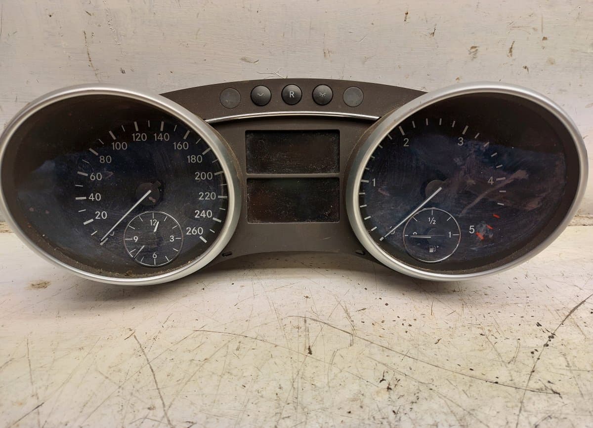 MERCEDES-BENZ Instrument Cluster MERCEDES-BENZ GL-CLASS (X164) (2006-2012)
