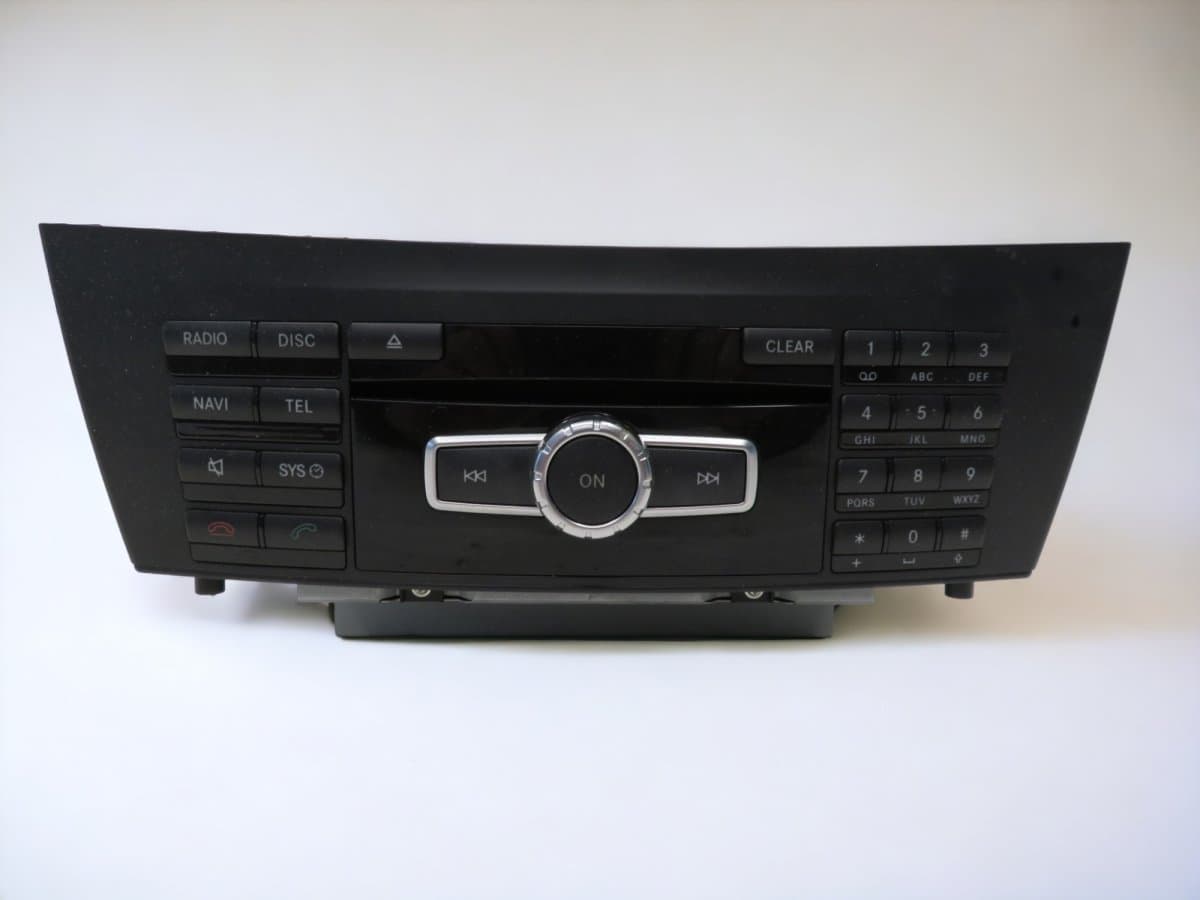 MERCEDES-BENZ A2049003211 A2049013503 A1669025604 A2049009214 Radio MERCEDES-BENZ C-CLASS (W204) (2007-2013)