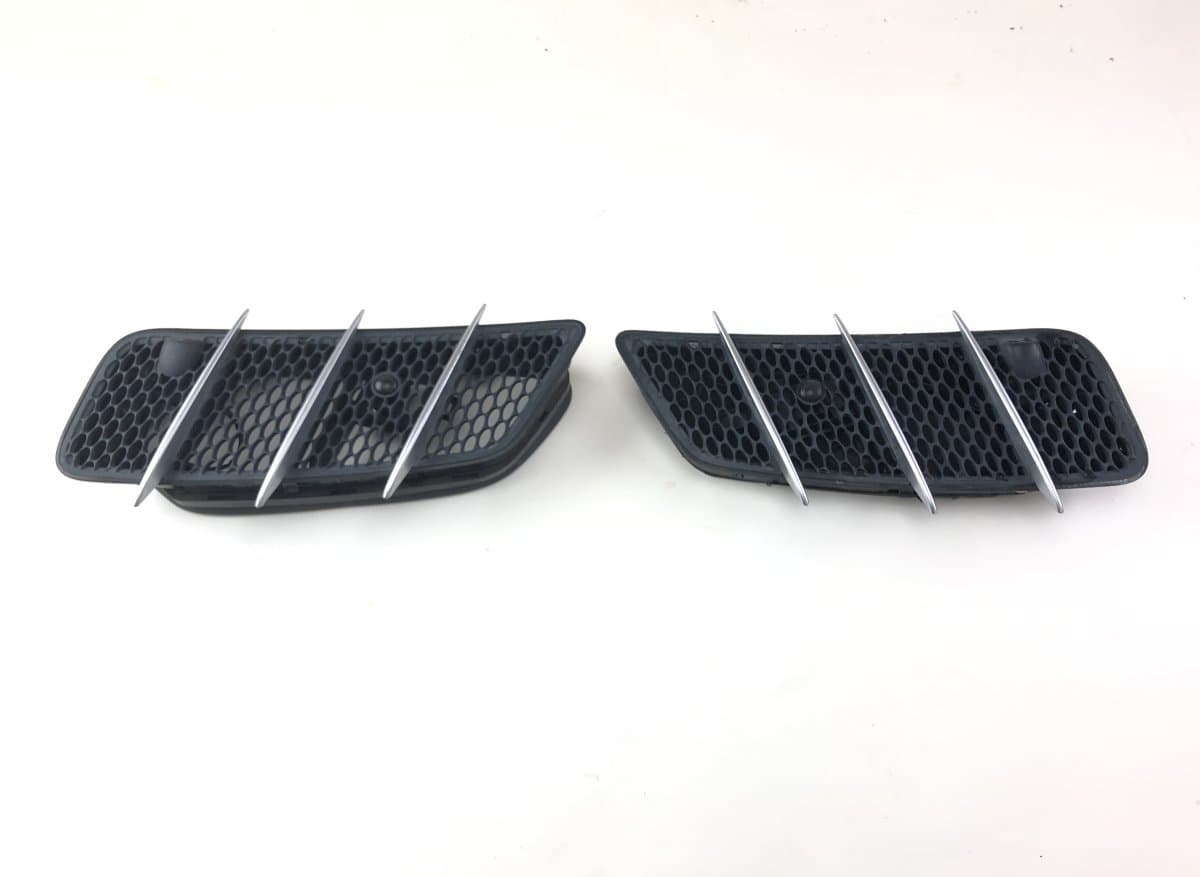 MERCEDES-BENZ A2308300118 A2308300218 Bonnet Air Inlet MERCEDES-BENZ SL-CLASS (R230) (2001-2012)