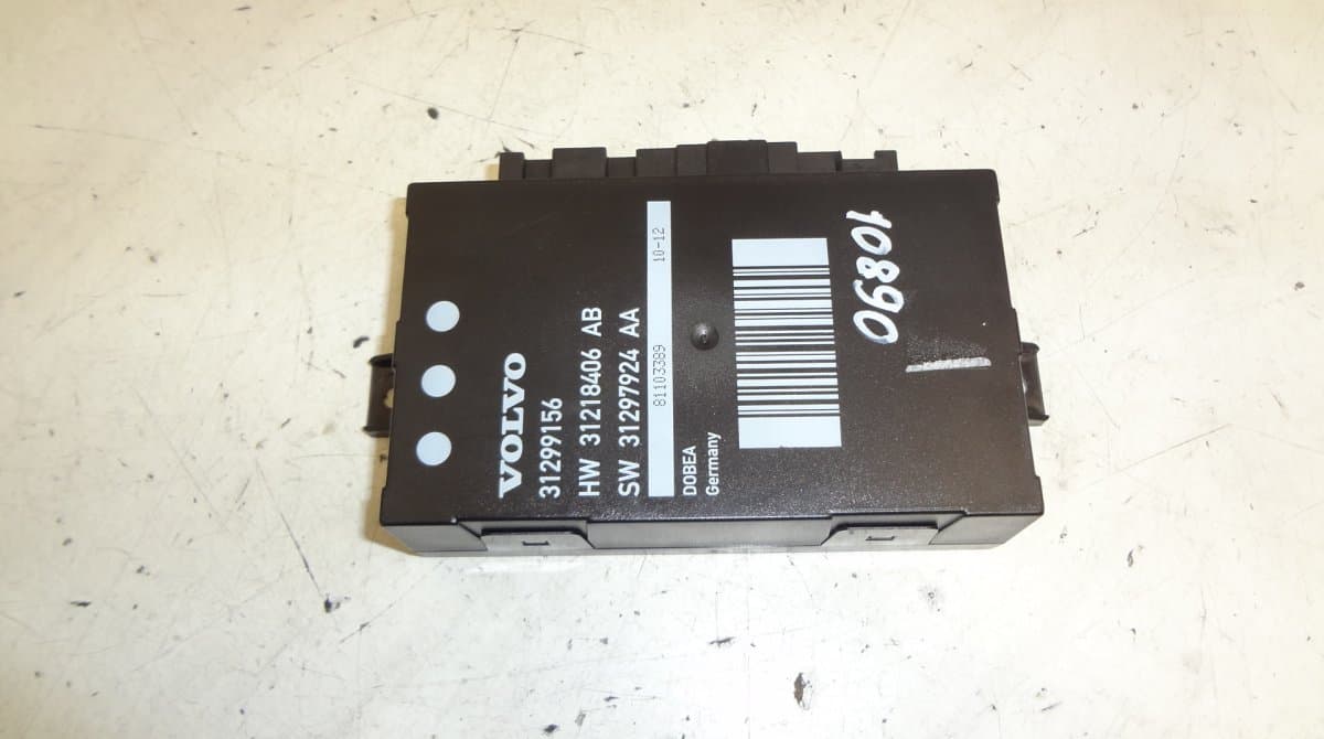 VOLVO 31218406AB 31297924AA Bootlid / tailgate control unit VOLVO V70 III (BW) (2007-2016)