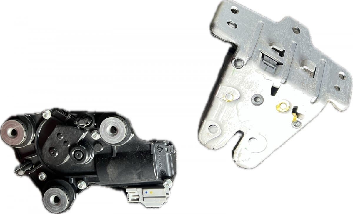 VOLVO 31484594 Bootlid / tailgate lock VOLVO S90 / V90 (2016-)