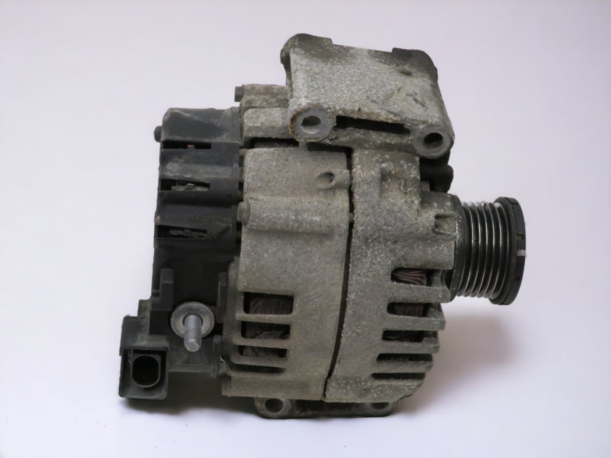 MERCEDES-BENZ A0009063722 Alternator MERCEDES-BENZ C-CLASS (W204) (2007-2013)