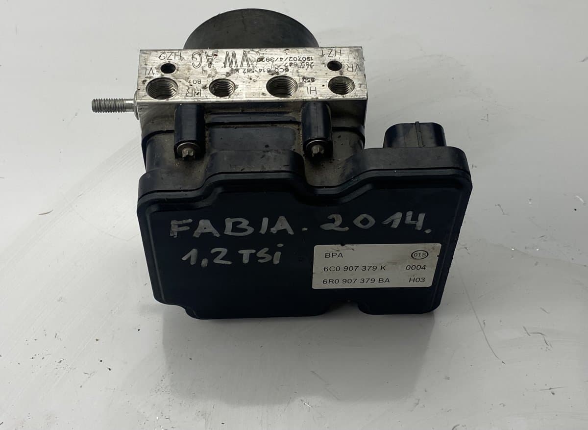 SKODA 6C0907379K 6R0907379BA 6C0614517K ABS hydraulic unit / pump SKODA FABIA III (NJ3) (2014-2021)