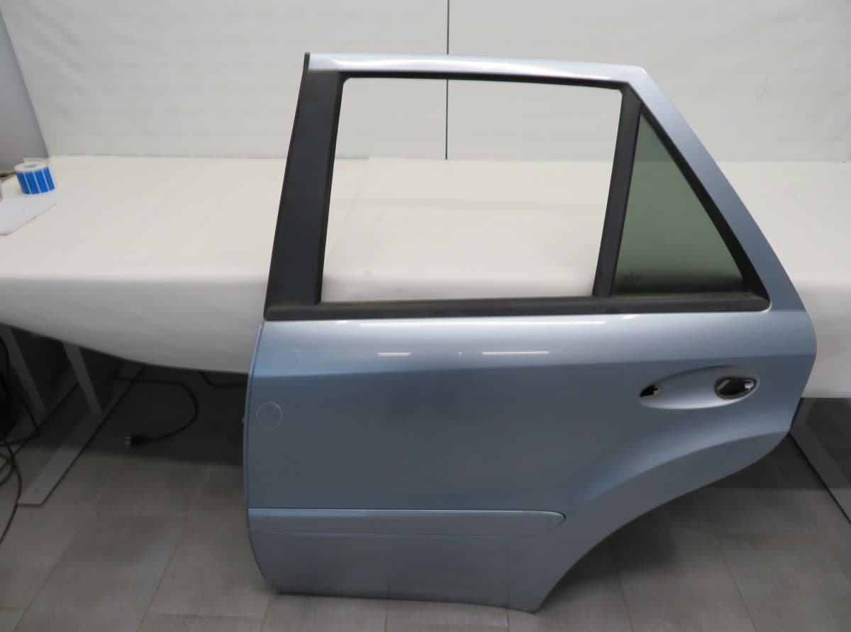 MERCEDES-BENZ A1647300105 1647300105 Door Rear Left MERCEDES-BENZ ML-CLASS (W164) (2005-2011)