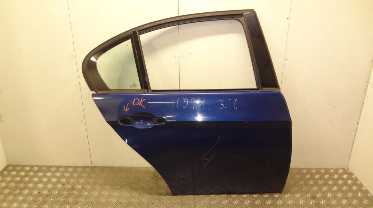 BMW Door Rear Right BMW 3 (E90, E91, E92, E93) (2005-2011)