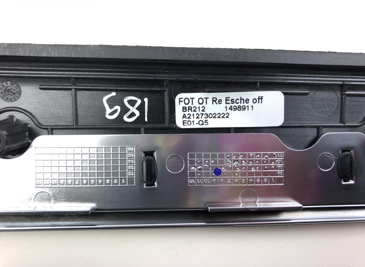 MERCEDES-BENZ A2127202122 Door trim, other MERCEDES-BENZ E-CLASS (W212) (2009-2016)