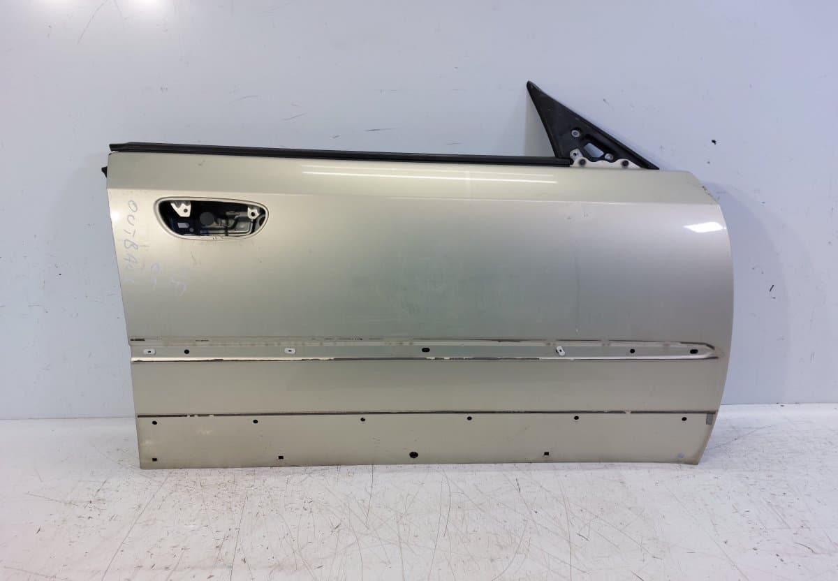 SUBARU Door Front Right SUBARU LEGACY IV / Outback (2003-2009)