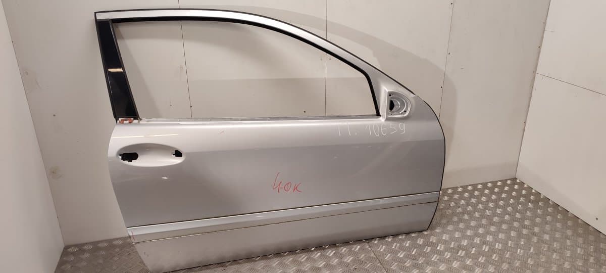 MERCEDES-BENZ Door Front Right MERCEDES-BENZ C-CLASS (W203, CL203) (2000-2011)