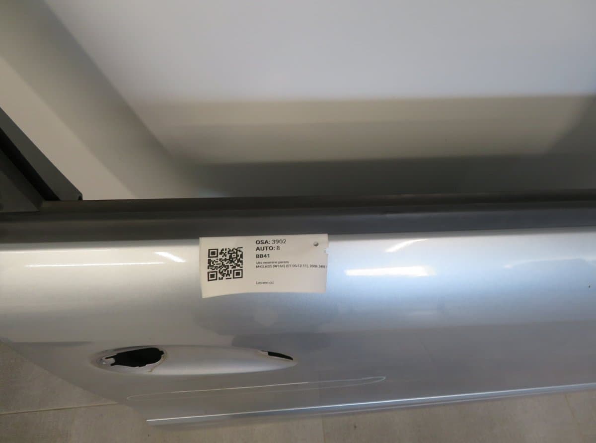 MERCEDES-BENZ A1647200205 A1647201005 Door Front Right MERCEDES-BENZ ML-CLASS (W164) (2005-2011)