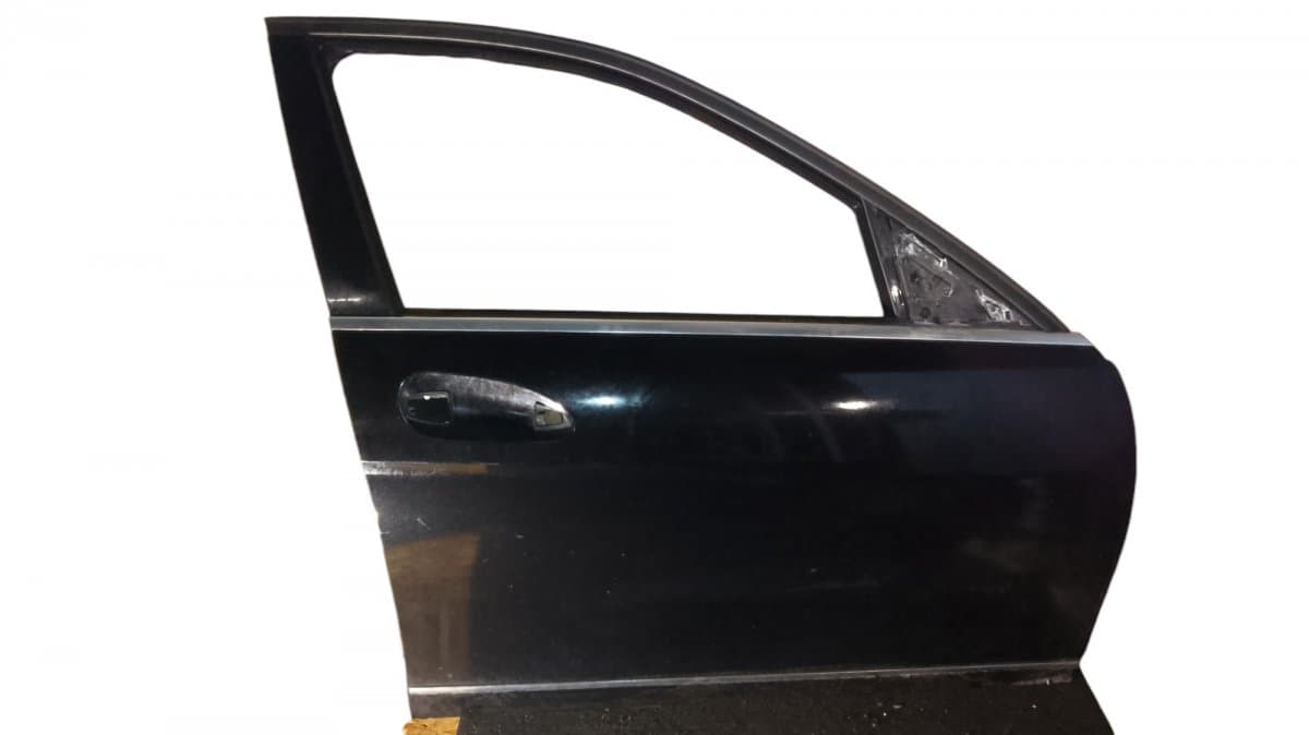 MERCEDES-BENZ 2047200205 2047220210 2047206000 Door Front Right MERCEDES-BENZ C-CLASS (W204) (2007-2013)