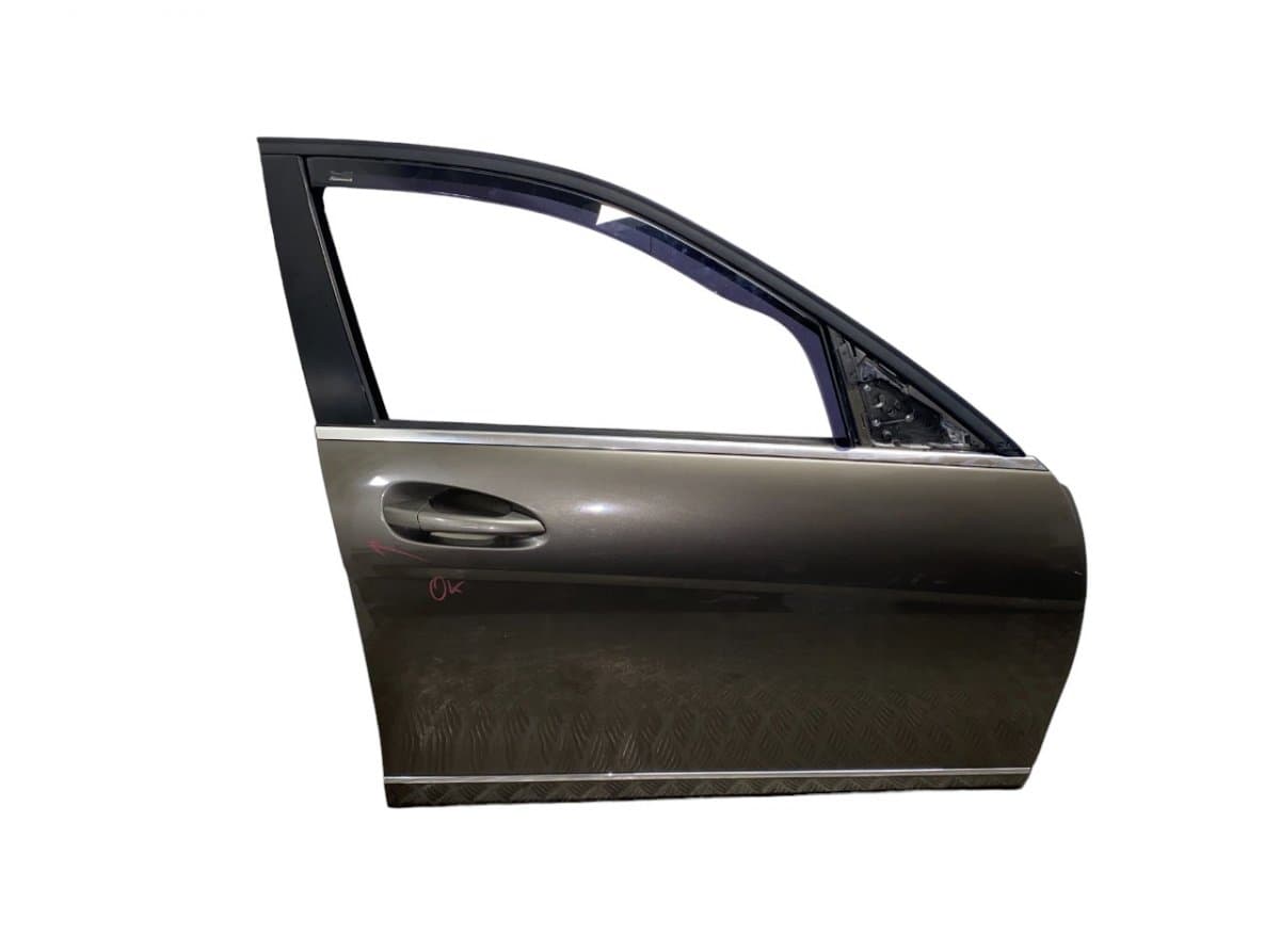MERCEDES-BENZ 2047220210 2047200205 2047206000 Door Front Right MERCEDES-BENZ C-CLASS (W204) (2007-2013)