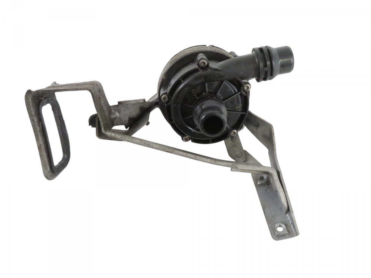 MERCEDES-BENZ A0005002680 A0005002586 A0005001700 Coolant Circulation Pump MERCEDES-BENZ C-CLASS (W205) (2013-2021)