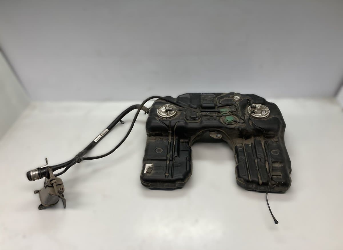 BMW 16117164253 7164215 7164404 7164254 Fuel Tank BMW X5 (E70) (2007-2013)
