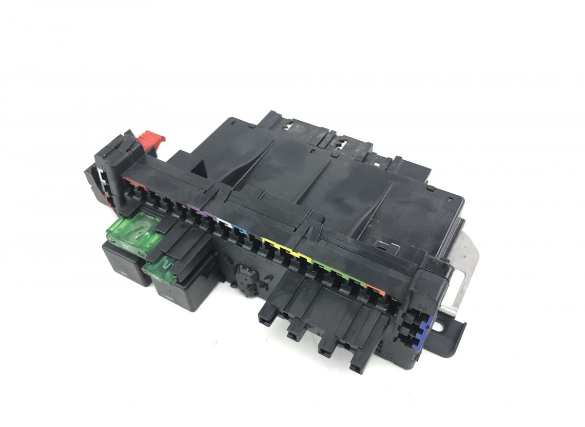 MERCEDES-BENZ 05045139 05045135 05045131 Fuse box MERCEDES-BENZ SL-CLASS (R230) (2001-2012)