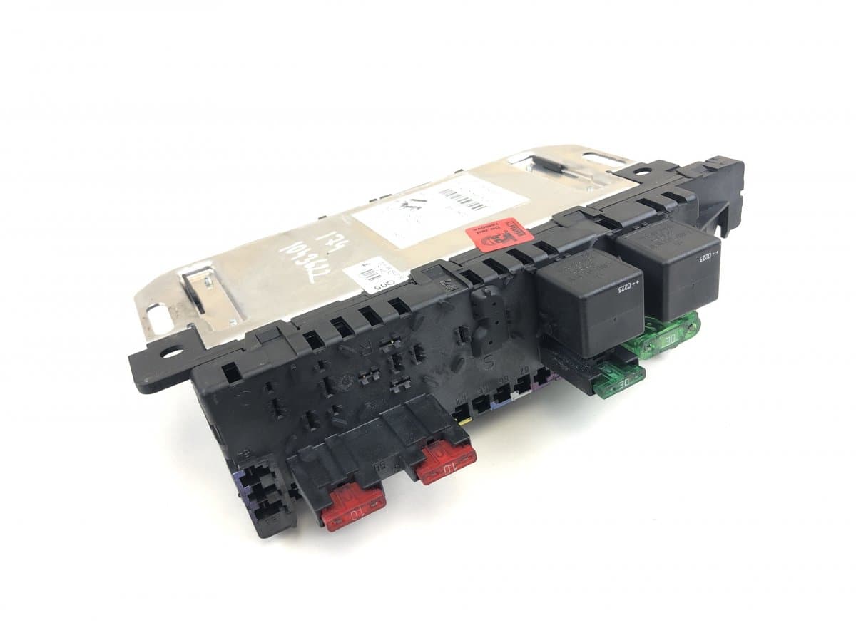MERCEDES-BENZ 05045139 05045135 05045131 Fuse box MERCEDES-BENZ SL-CLASS (R230) (2001-2012)