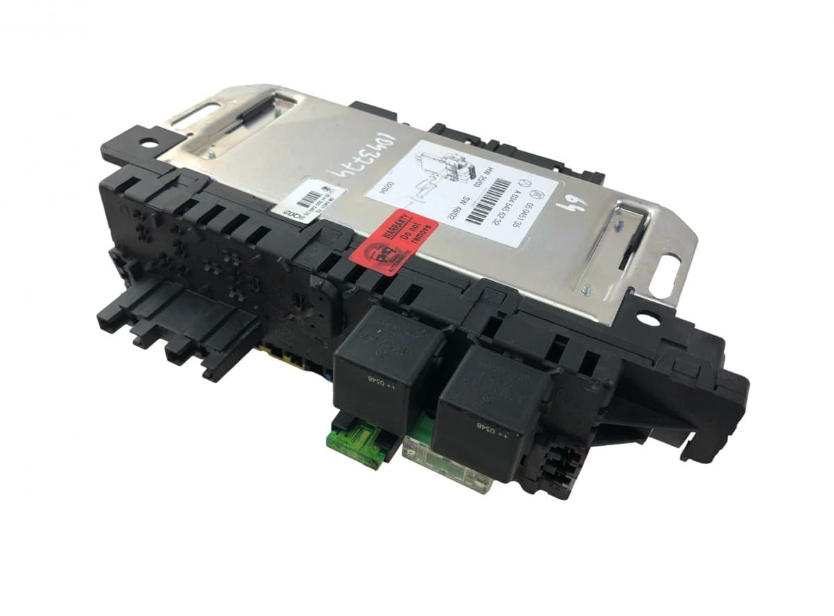 MERCEDES-BENZ 05045139 05045135 05045131 Fuse box MERCEDES-BENZ SL-CLASS (R230) (2001-2012)