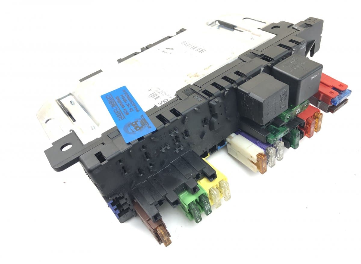 MERCEDES-BENZ 05045139 05045135 05045131 Fuse box MERCEDES-BENZ SL-CLASS (R230) (2001-2012)