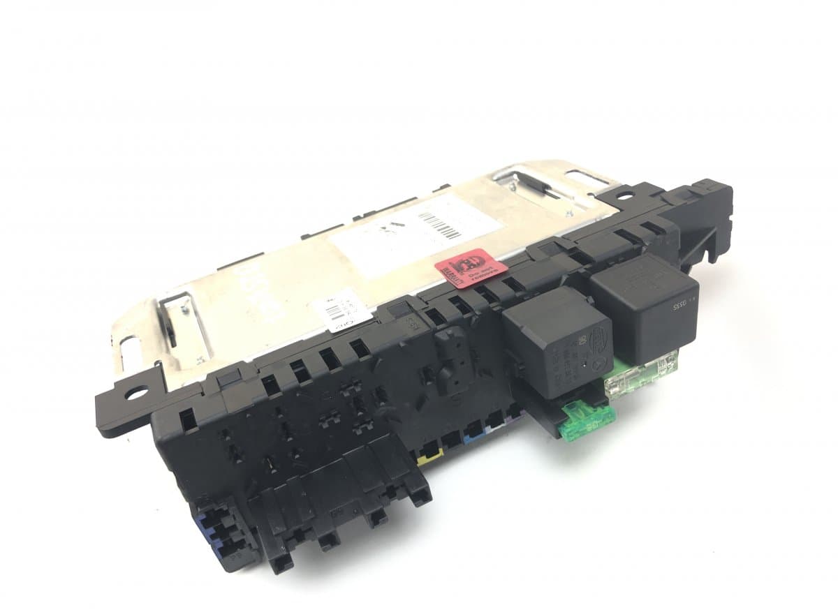 MERCEDES-BENZ 05045139 05045135 05045131 Fuse box MERCEDES-BENZ SL-CLASS (R230) (2001-2012)