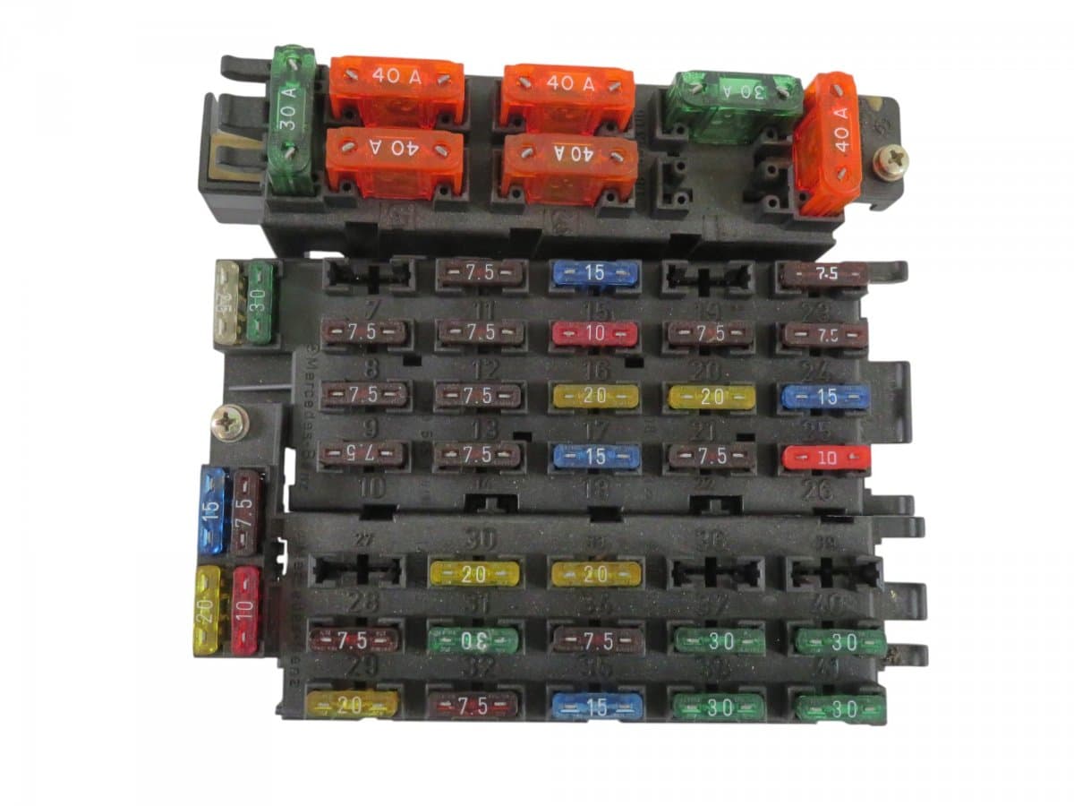 MERCEDES-BENZ A1405451101 A1405450601 A1405450101 A1405451801 Fuse box MERCEDES-BENZ S-CLASS (W140) (1991-1999)