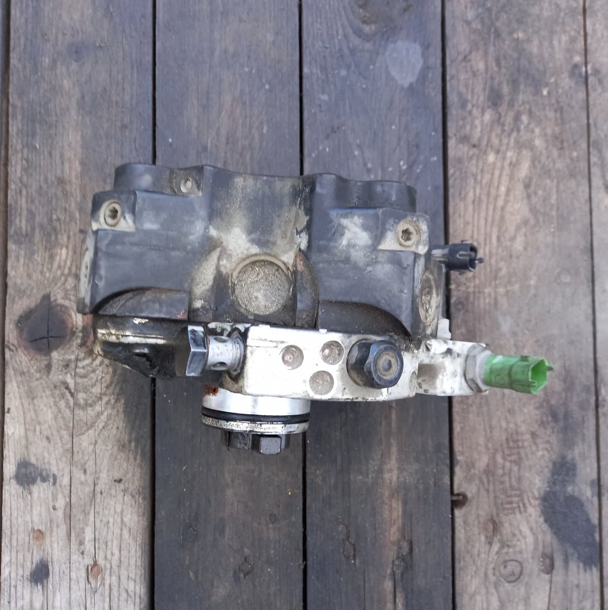 VOLVO 36001127 31303475 30756125 8692521 Fuel injection pump, diesel VOLVO S40 / V50 / C30 / C70 (MS, MW) (2004-2012)