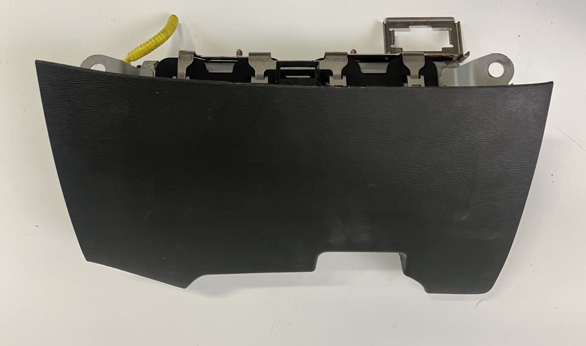 TOYOTA 7396005010 Knee Airbag Front Left TOYOTA AVENSIS (T270) (2009-2018)
