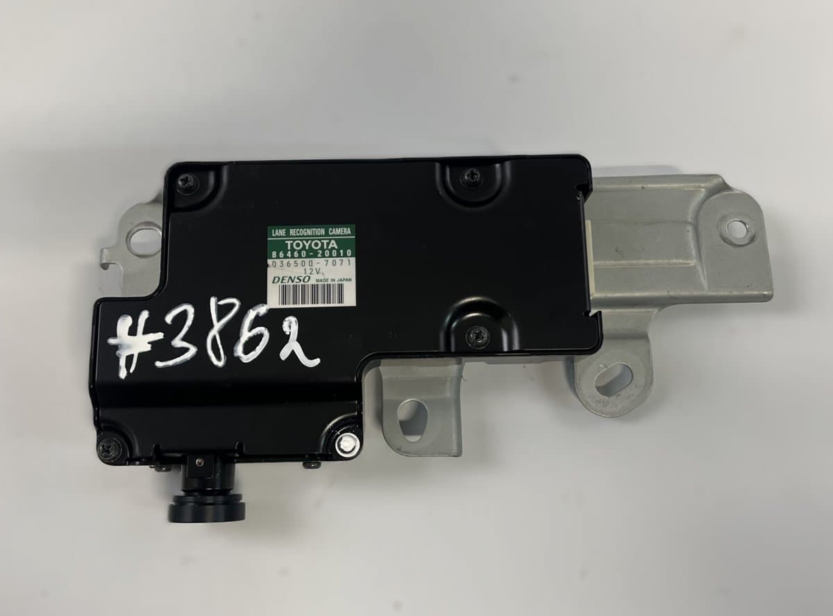 TOYOTA 8646020010 036500-7071 LANE ASSIST camera TOYOTA AVENSIS (T270) (2009-2018)