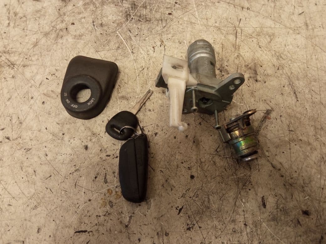 SAAB Ignition switch lock (ignition barrel) SAAB 9-5 (YS3E) (1997-2010)