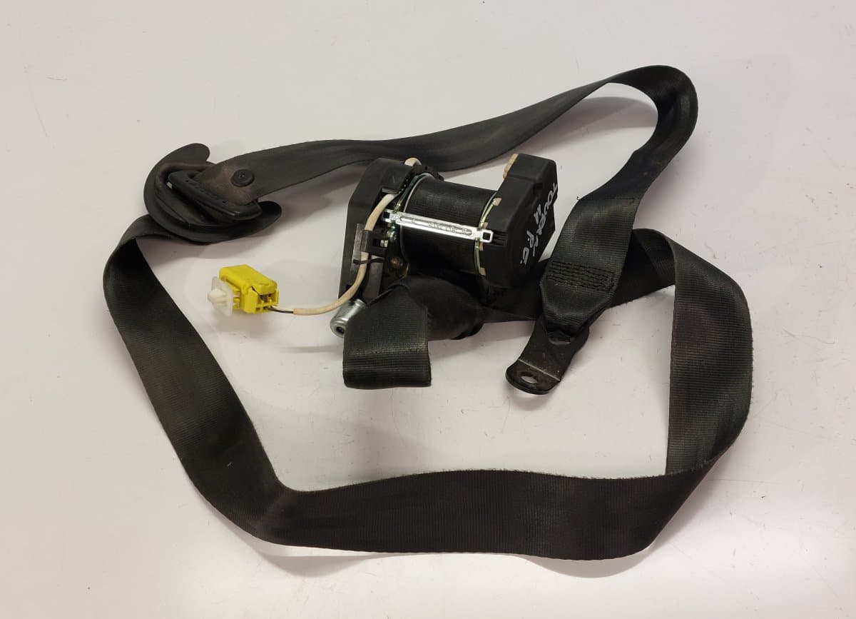 VW 33009759 33014051 Seat Belt Front Right VW TOURAN (1T3) (2010-2015)