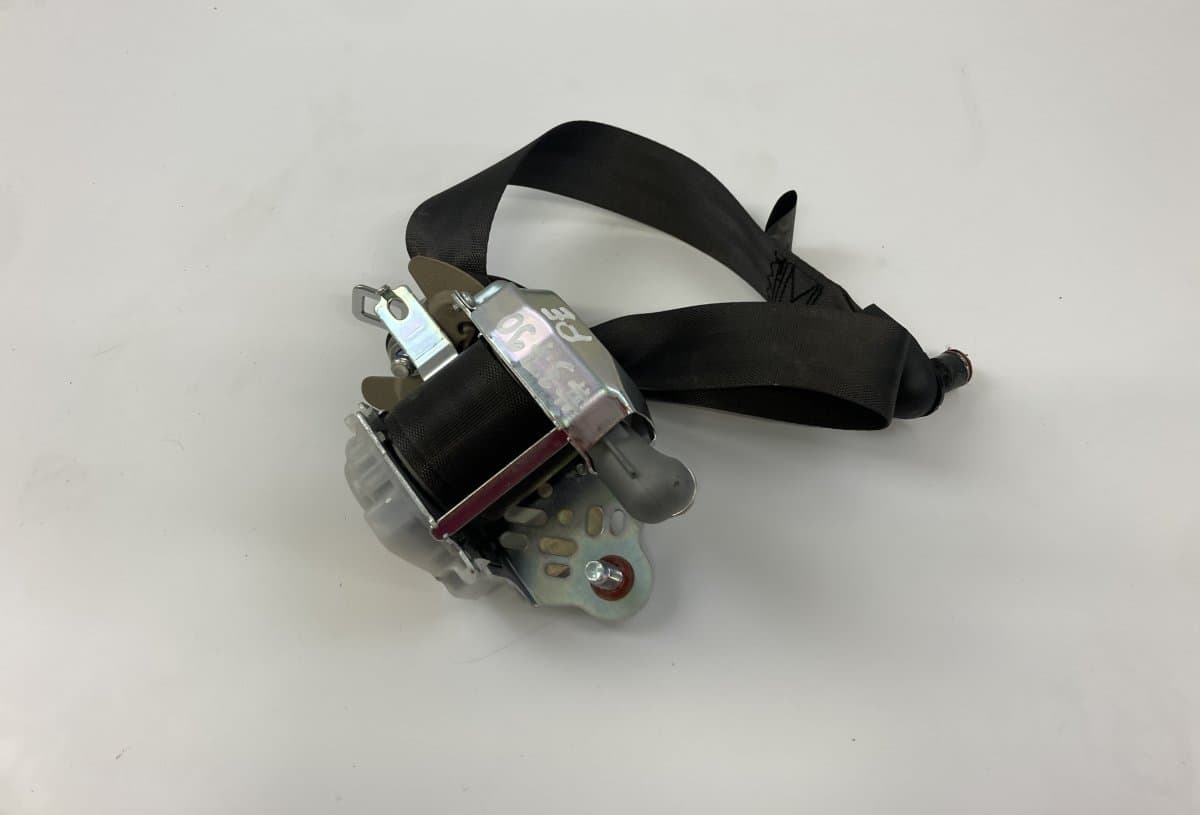 HYUNDAI 888203Z000HZ 888203Z000 Seat Belt Front Right HYUNDAI i40 (VF) (2011-2019)