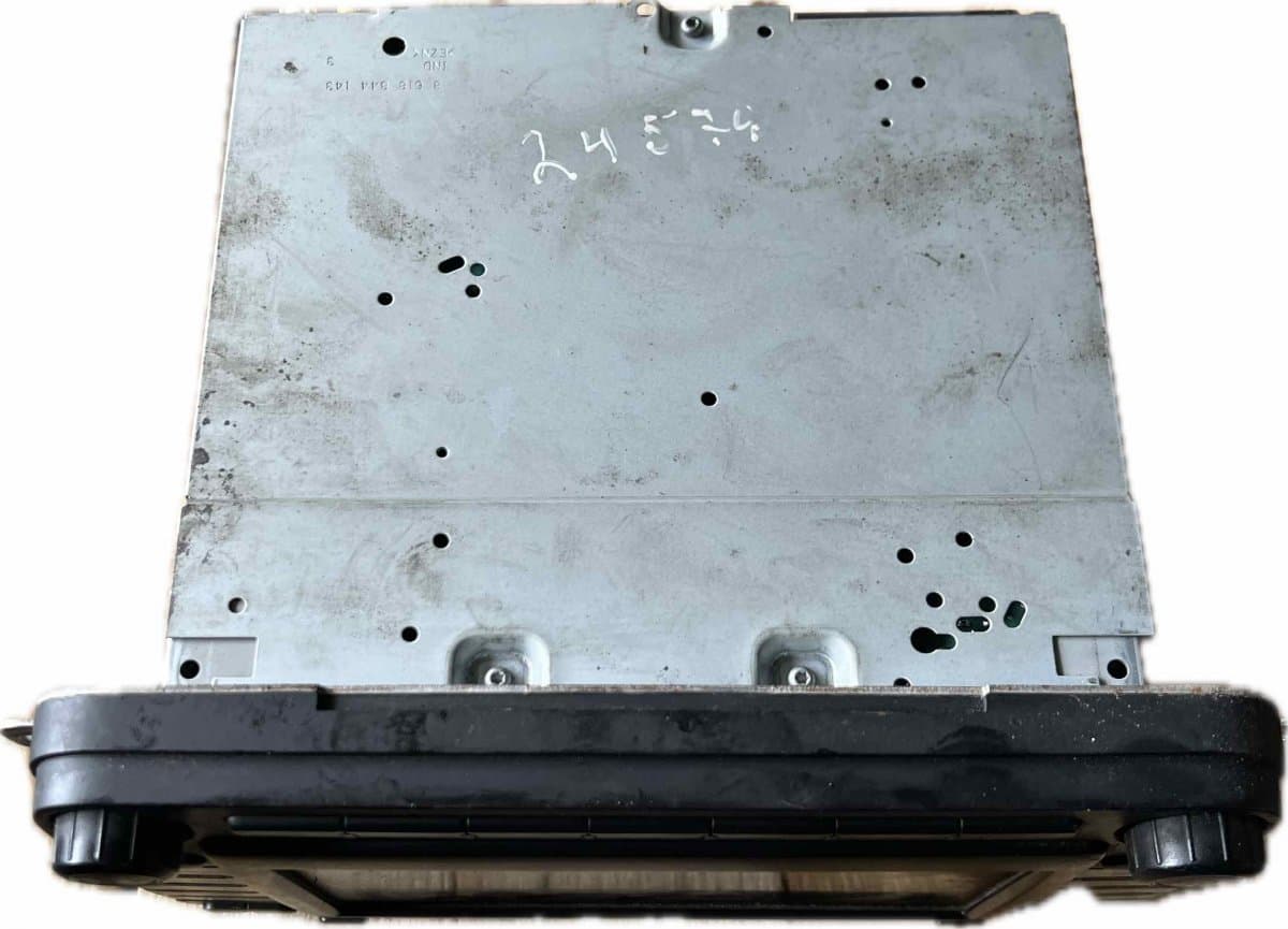 VW 1K0035198B 1K0035198BX 1K0035198C 1K0035198CX Radio VW PASSAT B6 (3C) (2005-2010)
