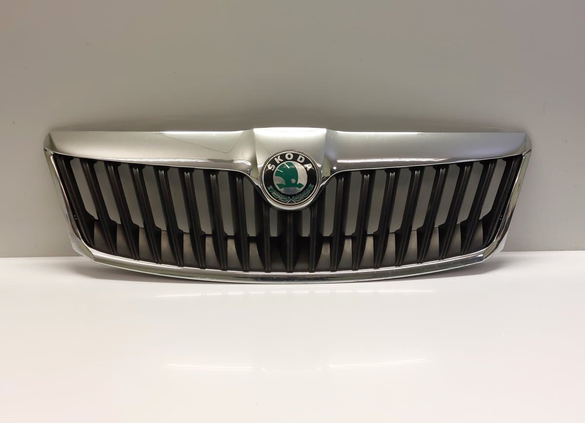 SKODA 1Z0853651C 1Z0853661A Radiator Grille SKODA OCTAVIA II (1Z) (2004-2013)